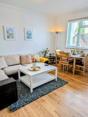 7 Goodrington Lodge